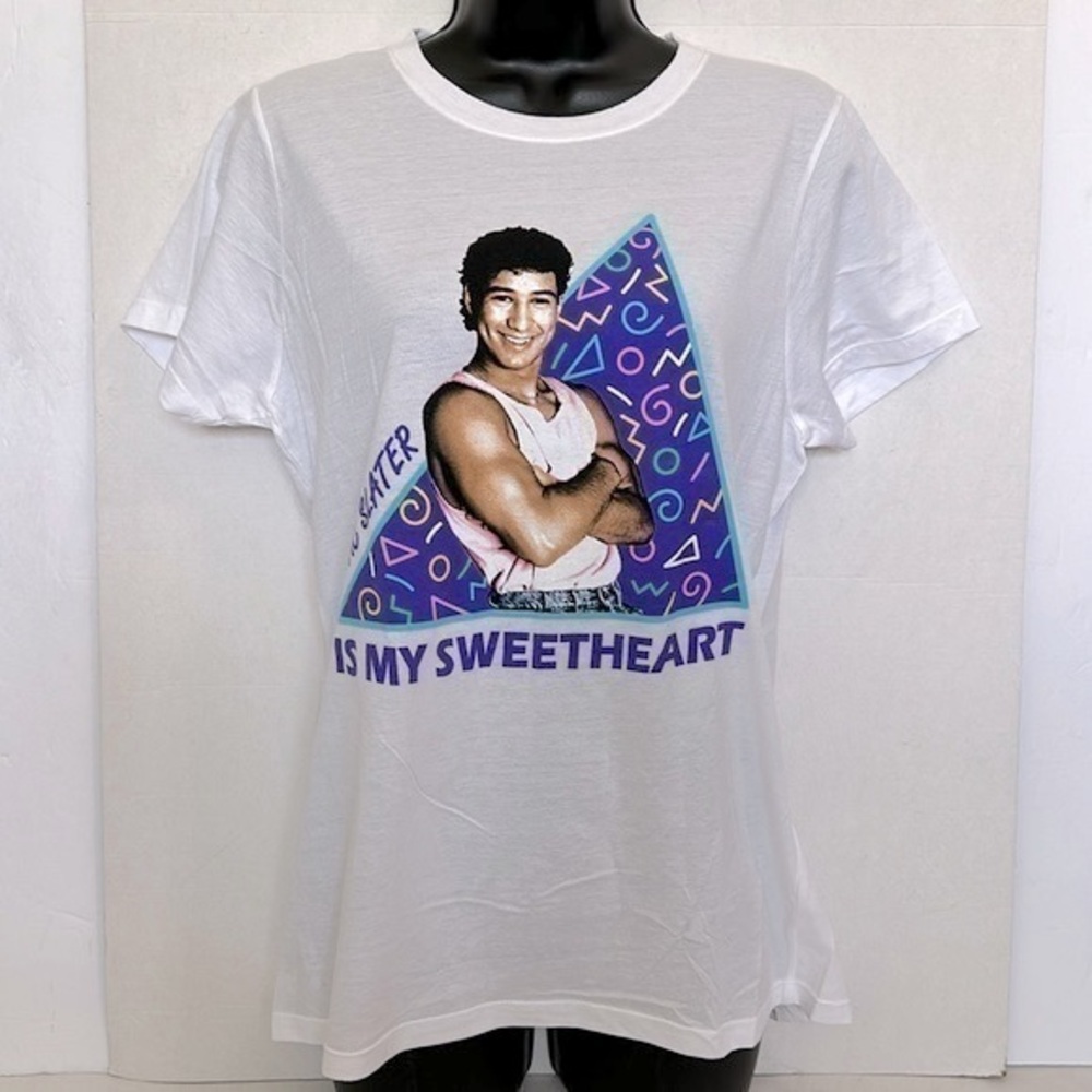 SAVED BY THE BELL x ripple junction AC Slater Women's Scoop Neck White Tee Sz L